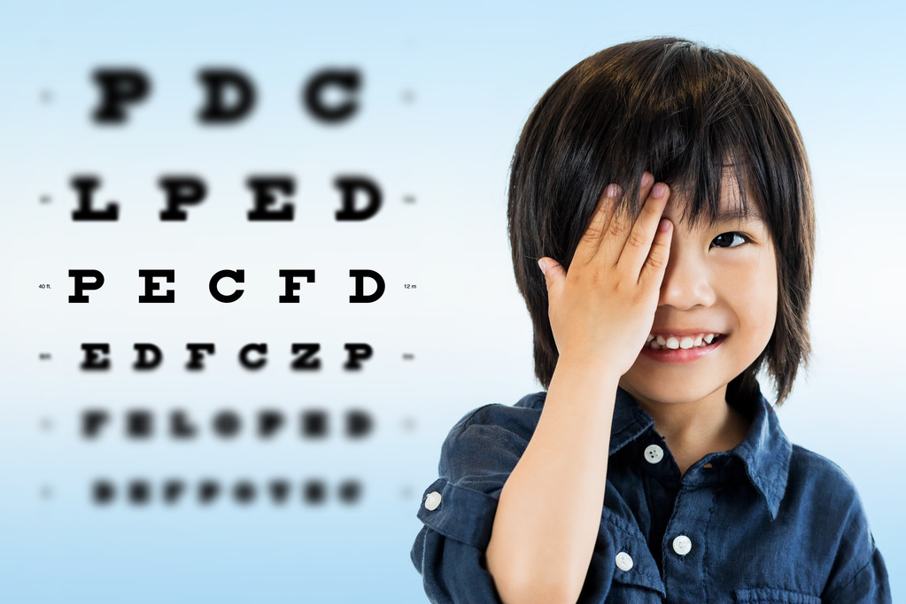 Diferenta dintre miopie si astigmatism 1
